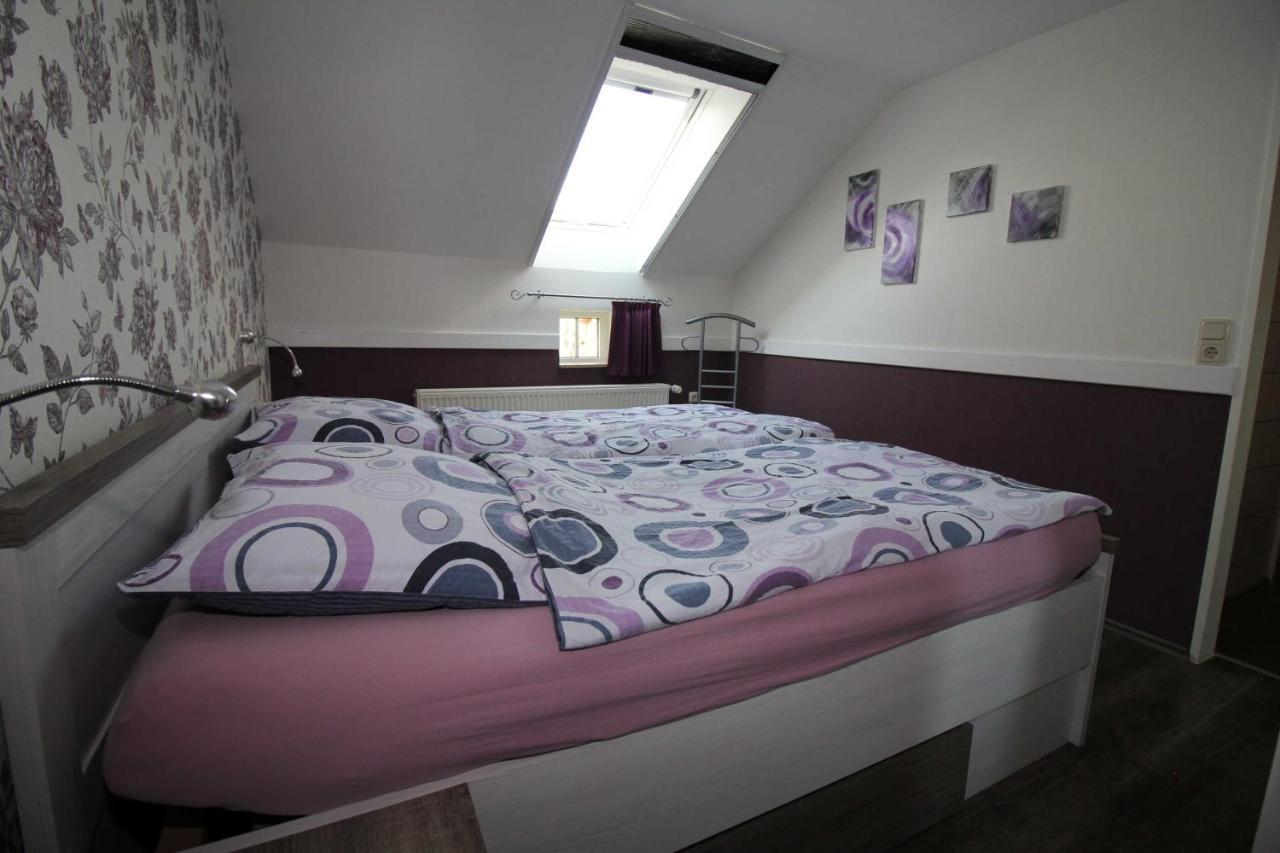Ferienwohnung Im Gulfhof, 65269 Moormerland ภายนอก รูปภาพ
