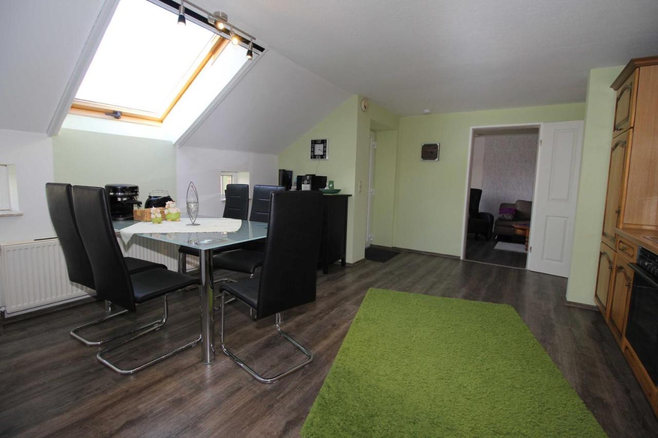 Ferienwohnung Im Gulfhof, 65269 Moormerland ภายนอก รูปภาพ
